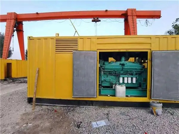 合浦冬季低温环境下，500KW发电机组应该选择什么类型的启动电瓶？